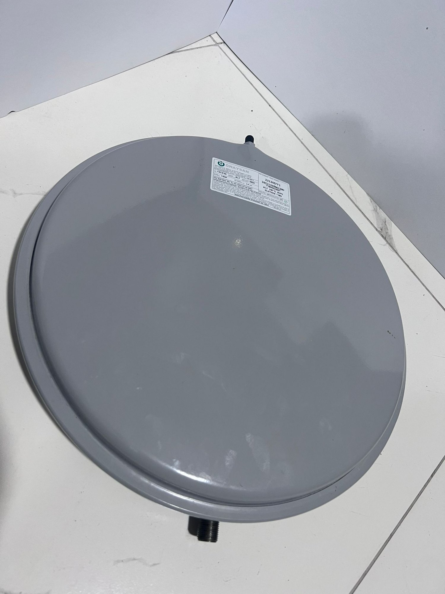 DemirDöküm - Ariston - Airfel - Alarko 6 Lt Genleşme Tankı - Ariston VEZ6