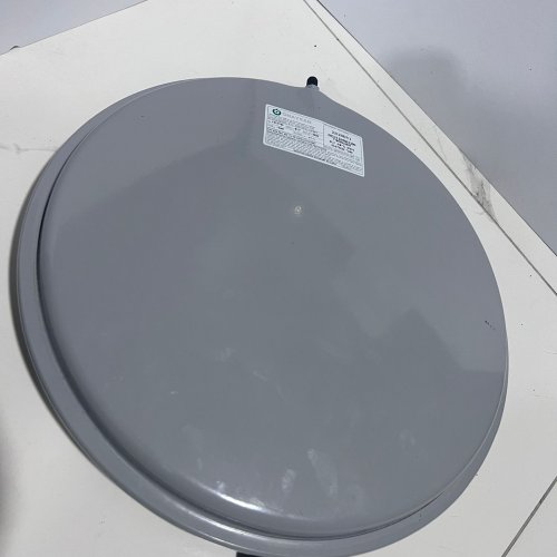 DemirDöküm - Ariston - Airfel - Alarko 6 Lt Genleşme Tankı - Ariston VEZ6
